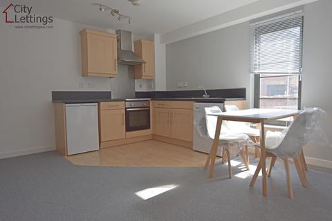 2 bedroom ground floor flat to rent, Park West, Canning Circus