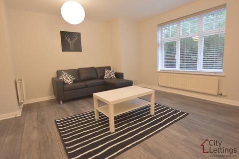 2 bedroom ground floor flat to rent, Raleigh Street Nottingham NG7