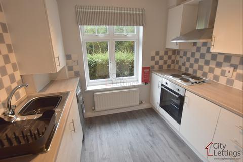 2 bedroom ground floor flat to rent, Raleigh Street Nottingham NG7