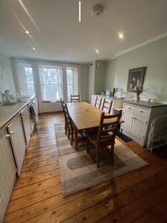 3 bedroom flat to rent, Queen Street, Edinburgh EH2