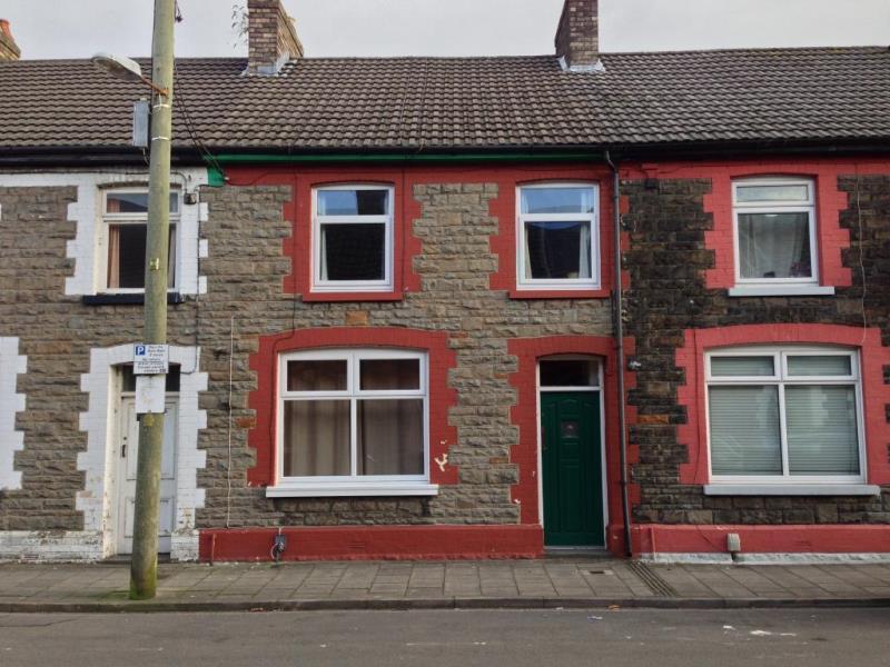 Meadow Street, Treforest Pontypridd 4 bed terraced house £840 pcm