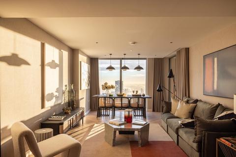2 bedroom flat for sale, The Apex Collection at Landmark Pinnacle, 15 Westferry Road, Isle Of Dogs, London, E14 8JH