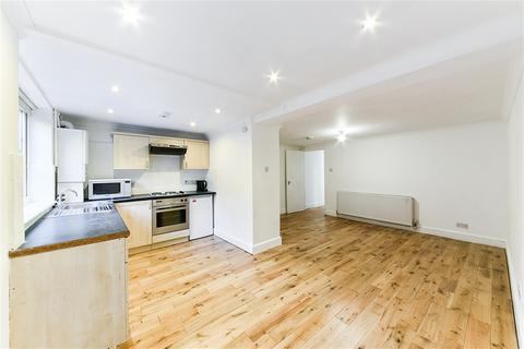 1 bedroom flat to rent, Leighton Road, Kentish Town, NW5