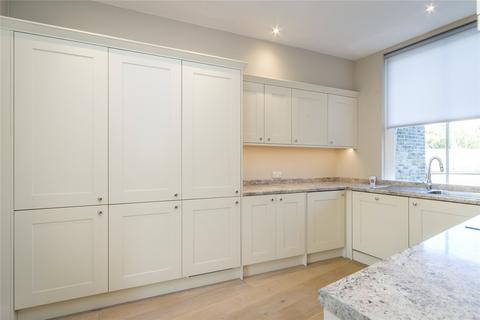 3 bedroom maisonette to rent, Mortlake Terrace, Kew, Richmond, Surrey, TW9