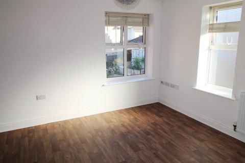 1 bedroom flat to rent, Cambridge Road, Bournemouth BH2