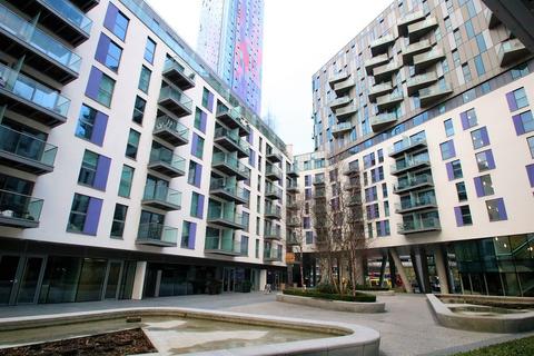 2 bedroom apartment to rent, Saffron Central Square, East Croydon