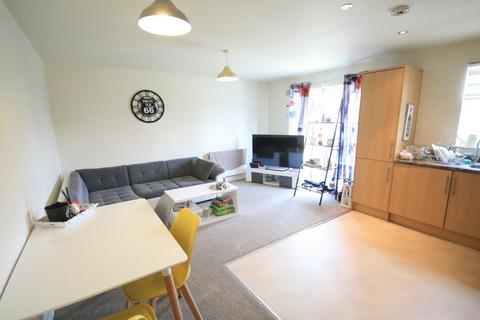 2 bedroom apartment to rent, Partridge Close, Dunwoody Way