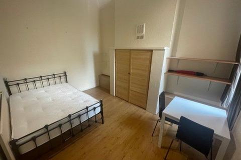 Studio to rent, Finchley Road NW3