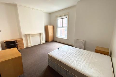2 bedroom flat to rent, Nightingale Road, Southsea