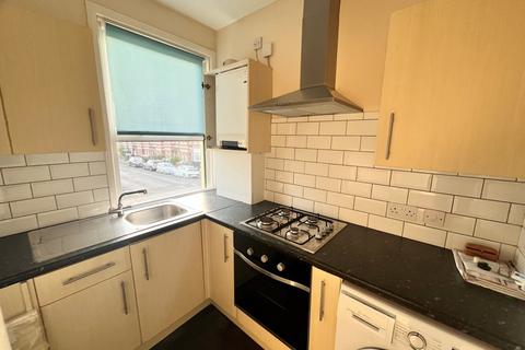 1 bedroom flat to rent, Montgomery Street, Hove