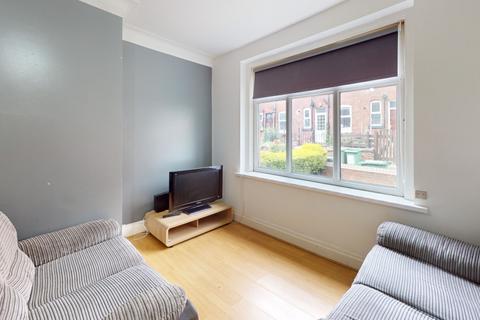 Mayville Avenue Leeds LS6 1NQ