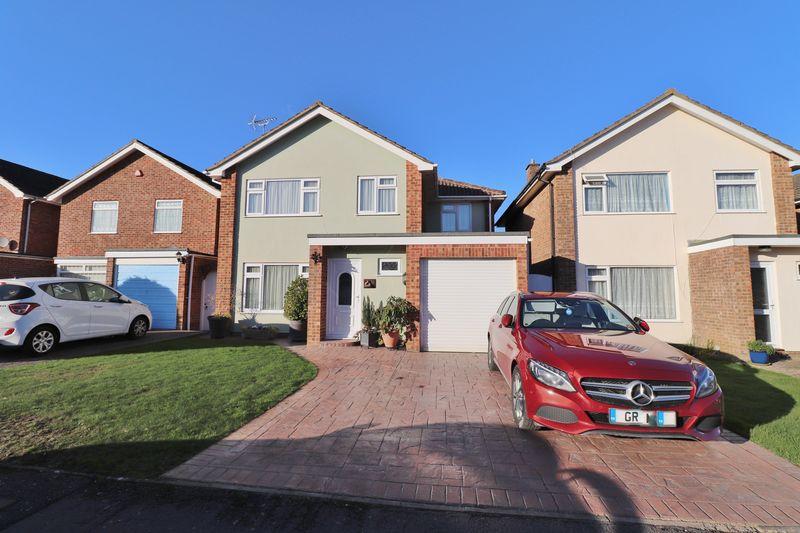 The Warren, Burgess Hill, West Sussex 4 bed detached house £435,000
