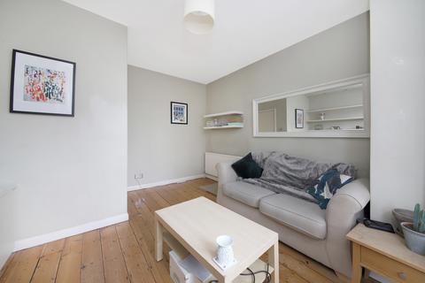 1 bedroom apartment to rent, Bellenden Road, London