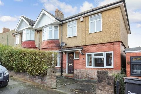 5 Bedroom Semi Detached House For Sale Perfect For A Commuter 5 Bedroom Semi Detached House For Sale Perfect For A Commuter