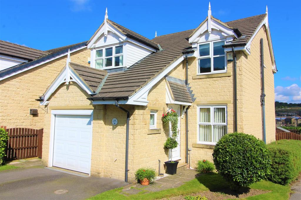 Kenyon Bank, Denby Dale, Huddersfield, HD8 8TD 4 bed detached house £