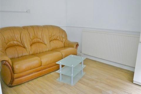 3 bedroom end of terrace house to rent - St Anthonys Court, Lenton