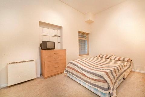2 bedroom apartment for sale - Old Castle Street, London, E1