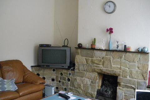 23 Welton Mount Hyde Park Leeds West Yorkshire