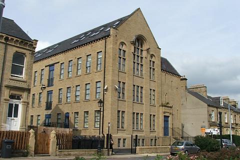 2 bedroom house to rent, 26 The Lofts 21 Water Street Huddersfield West Yorkshire