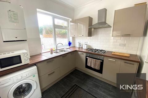 5 bedroom terraced house to rent, Fraser Road, Southsea