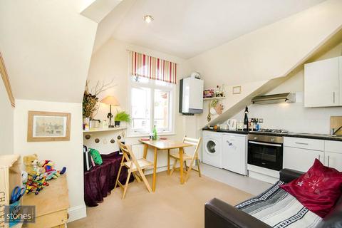 1 bedroom apartment to rent, Canfield Gardens, South Hampstead, London, NW6