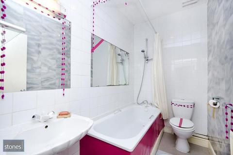 1 bedroom apartment to rent, Canfield Gardens, South Hampstead, London, NW6