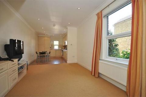 2 bedroom apartment to rent, Staines-upon-Thames,  Surrey,  TW18