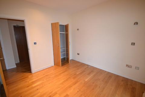 2 bedroom flat to rent, 20 Lee Circle LE1