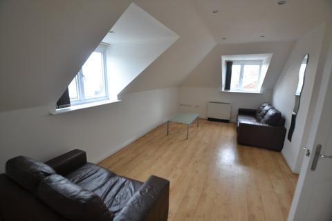 2 bedroom apartment to rent, Blackbird Road, Leicester LE4