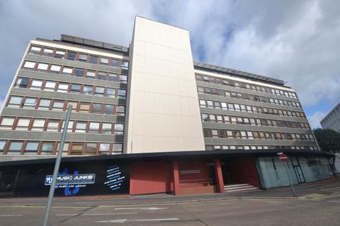 2 bedroom apartment to rent, Metropolitan Apartments, Lee Street LE1