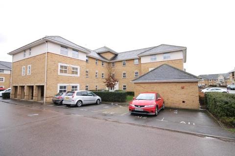 1 bedroom in a house share to rent, International Way, Sunbury-on-Thames, Middlesex, TW16