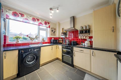 2 bedroom maisonette for sale, Old Odiham Road, Alton, Hampshire, GU34