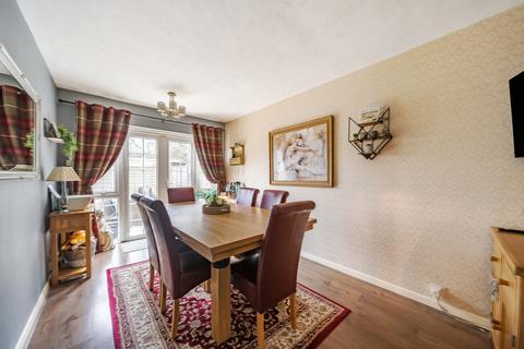 2 bedroom maisonette for sale, Old Odiham Road, Alton, Hampshire, GU34