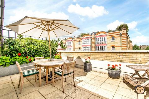 2 bedroom maisonette to rent, Oriel Drive, Barnes, London