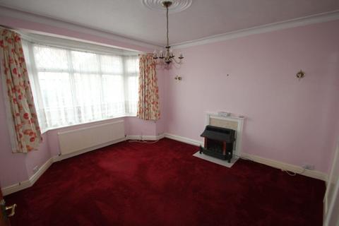4 bedroom end of terrace house to rent - Latymer Road, N9