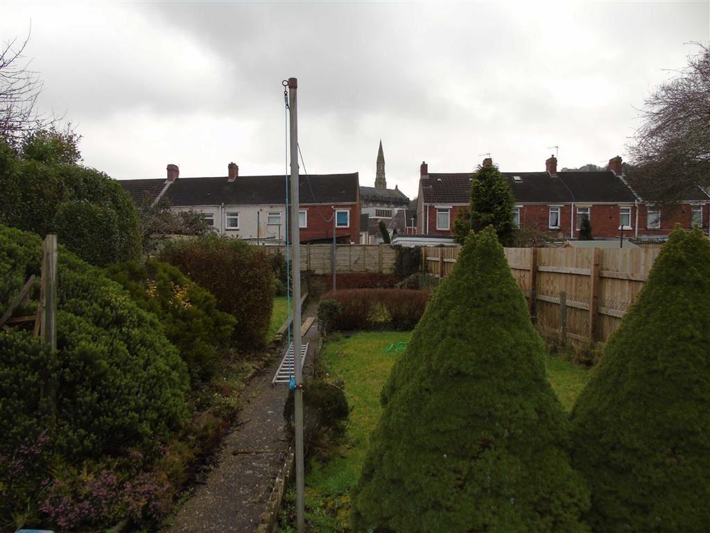 Clase Road, Morriston, Swansea 2 bed terraced house £80,000