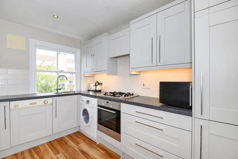 2 bedroom apartment to rent, Marlborough Road,  Richmond,  TW10