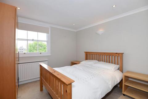 2 bedroom apartment to rent, Marlborough Road,  Richmond,  TW10