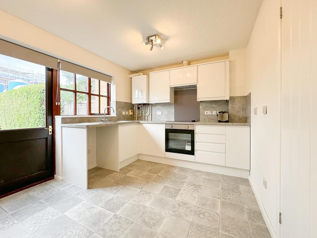 Millwright Way, Flitwick, MK45 2 bed terraced house £1,050 pcm (£242 pw)