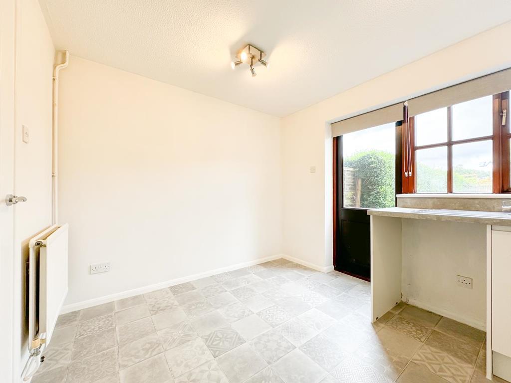 Millwright Way, Flitwick, MK45 2 bed terraced house £1,050 pcm (£242 pw)