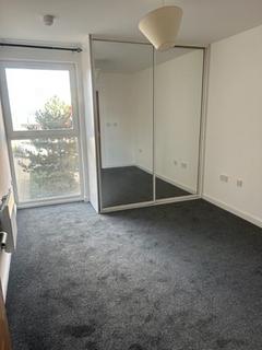 2 bedroom flat to rent, Monarch Way, Newbury Park, IG2