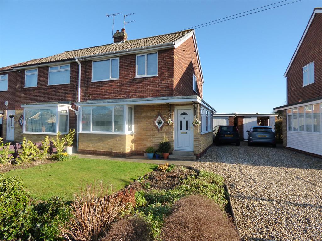 The Paddock, Molescroft, Beverley, HU17 7HB 3 bed semidetached house
