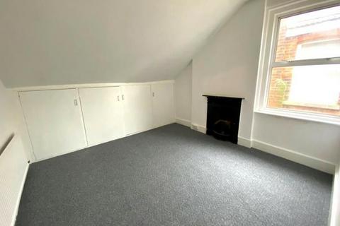 4 bedroom maisonette to rent, Lower Park Road, Hastings TN34 2LD