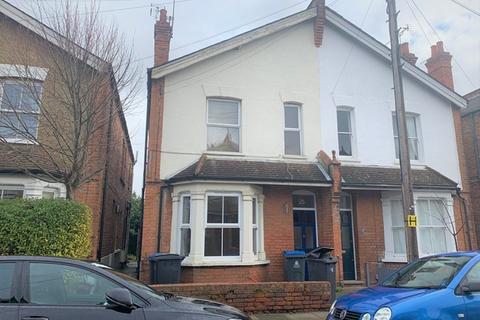 3 bedroom flat to rent - Dudley Road, Kingston Upon Thames, Surrey, KT1 2UN