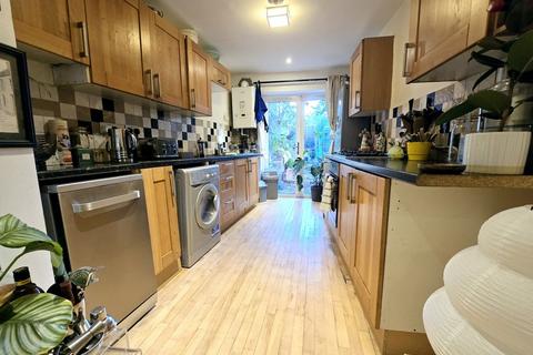 3 bedroom flat to rent, 3 Mayton Street, Holloway