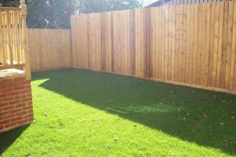 4 bedroom detached house to rent, Forage Lane, Warminster