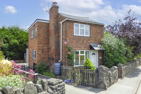 2 bedroom semi-detached house for sale - Poolbrook Road, Malvern WR14 3NL