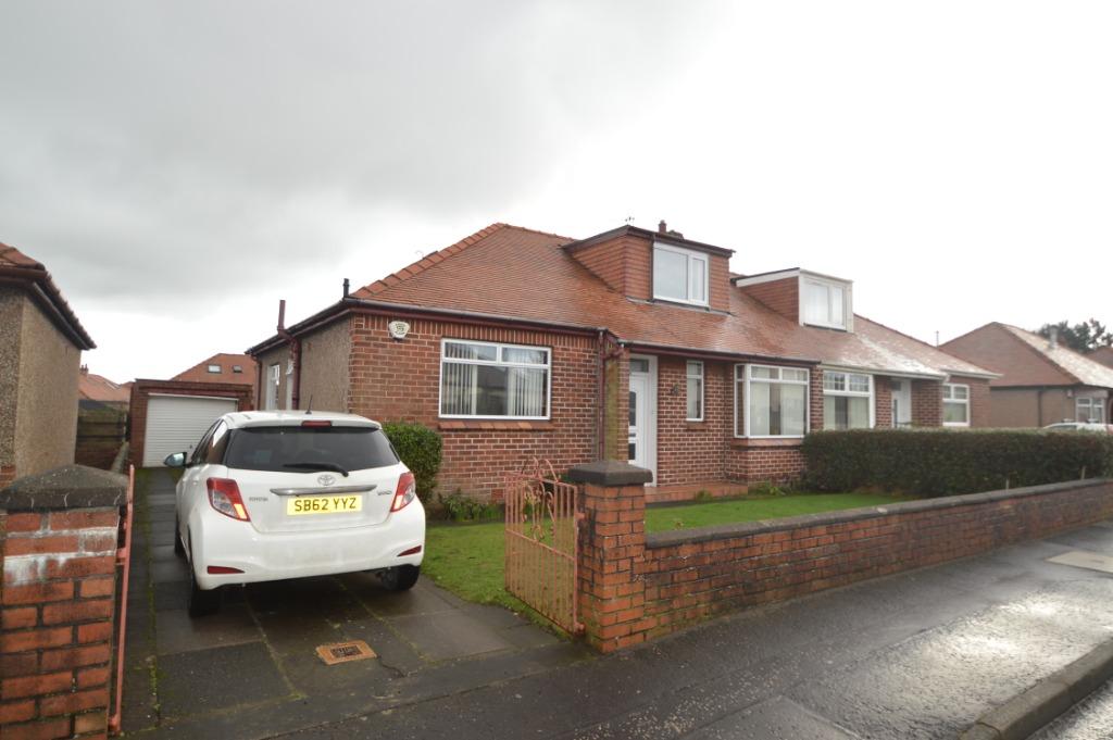 Adamton Road, Prestwick, South Ayrshire, KA9 2BL 3 bed semidetached