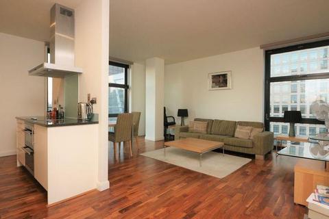 2 bedroom apartment to rent, 2 South Quay Square, Canary Wharf, London, E14