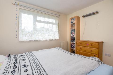 2 bedroom apartment to rent, Hillsborough Close,  East Oxford,  OX4